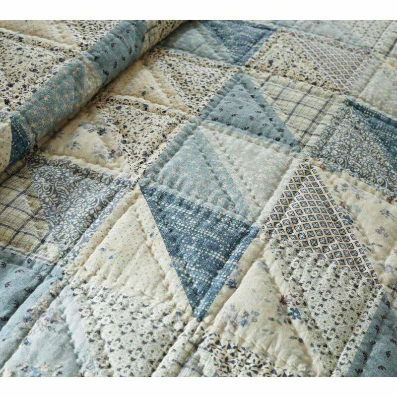 Pottery Barn Ellis Reversible Quilt King Blue Multi image number 1